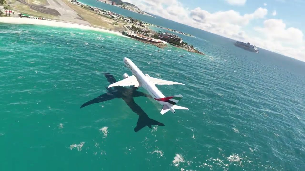 Emirates Boeing 777 Approaches and Go-Around at Maho Beach