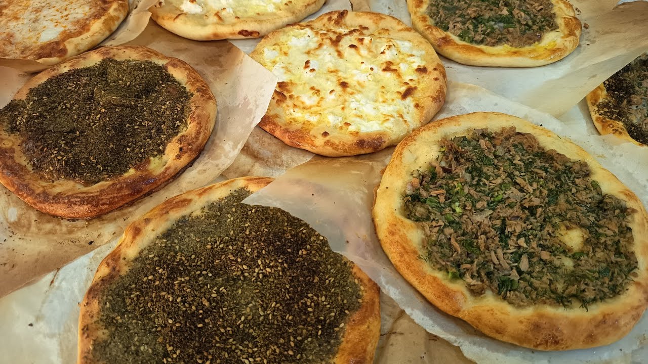ber Bagai Macem Varian Manakish Roti khas Lebanon Untuk Sarapan 