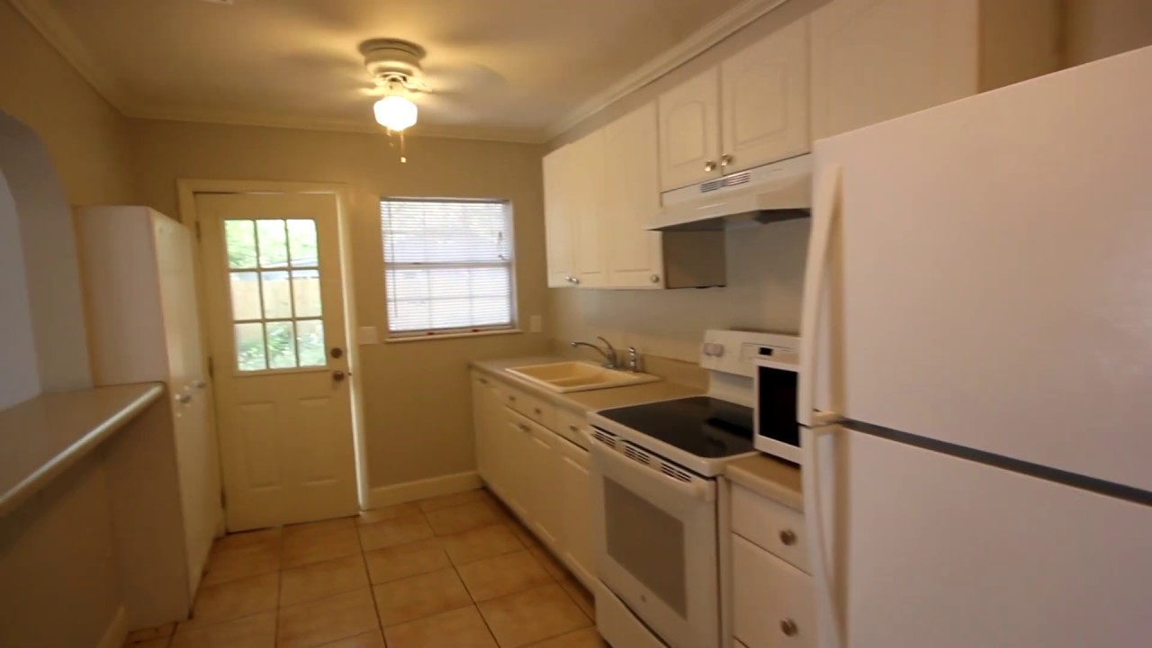 Leased:  Duplex apartment for rent in Clearwater, Florida