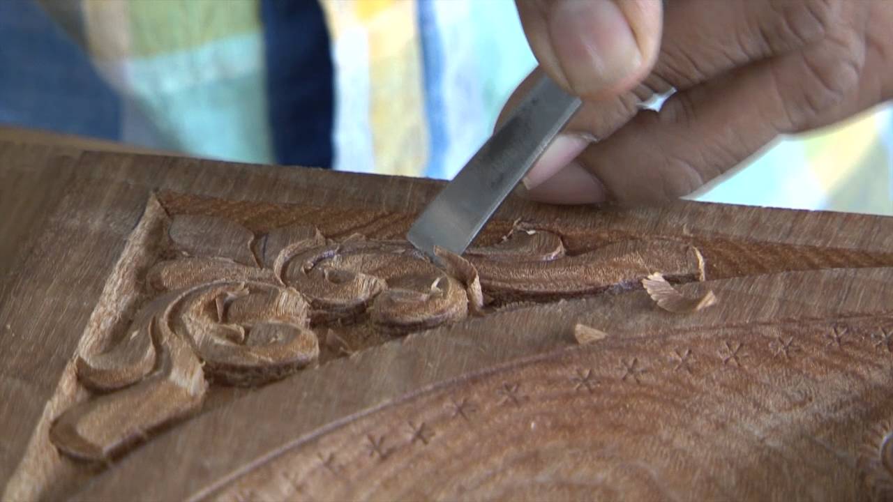 Wood Carving - Kerala #woodcarving, #woodworking