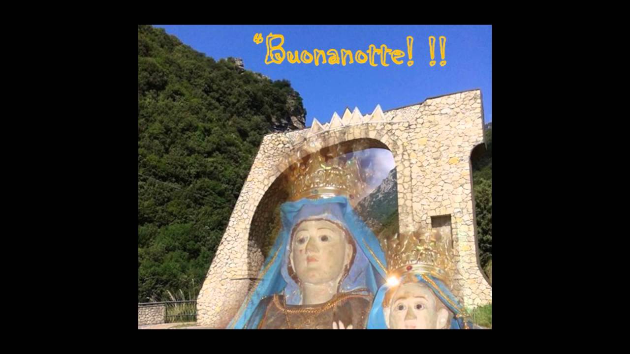 Video realizzato da Alessandro Madonna du Pittirutu San Sosti canta Claudia e Roberta Ferrari