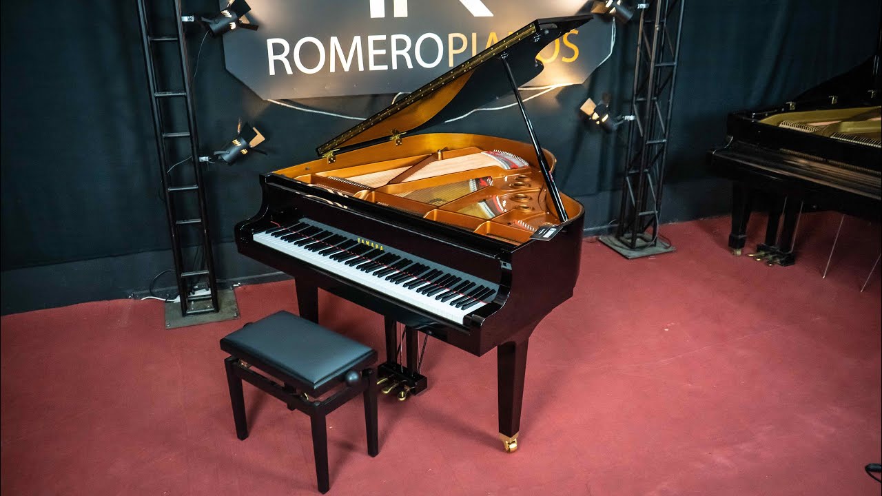 Romero Reviews / Piano de cola Yamaha GB1 K