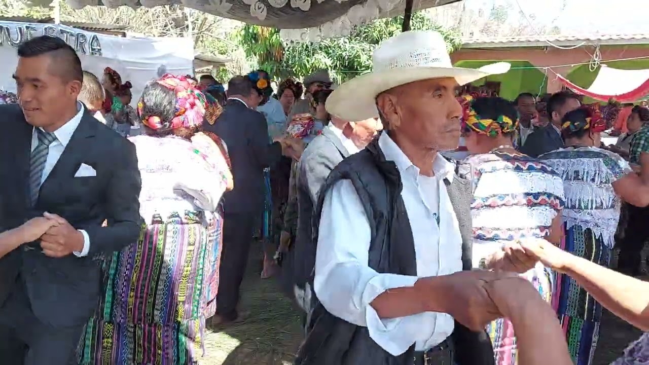 Boda de julio Eduardo Lopez , al estilo tradicional, cultura maya sacapulteca, 16/4/22