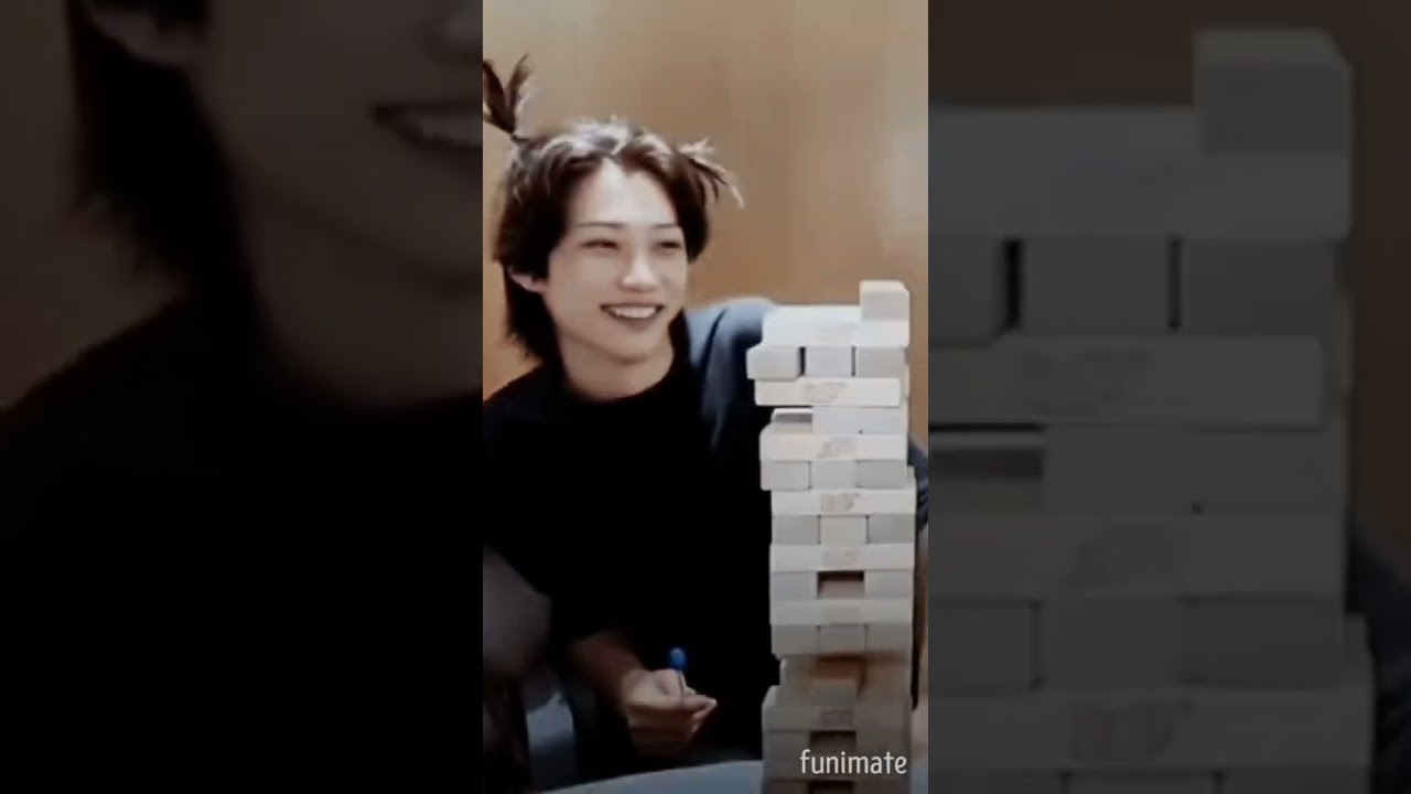 stray kids lee Felix thirst trap TikTok edits