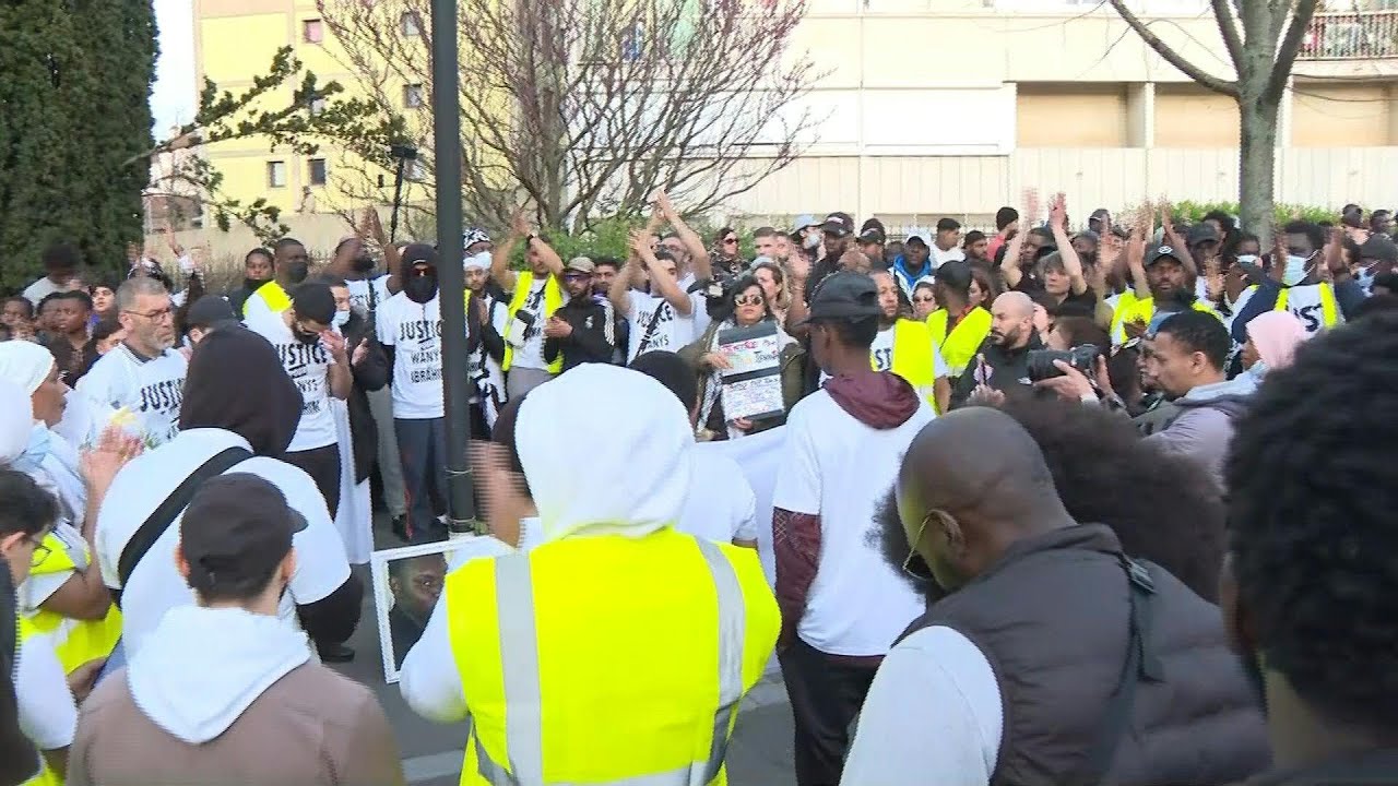 La Courneuve: marche blanche et minute de silence en hommage à Wanys | AFP Images
