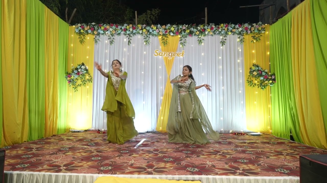Desi beats, killer moves & endless energy ✨Disha & Himani dancing their hearts out 💃❤️