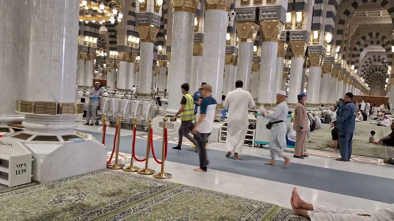 Adzan Subuh di Masj8d Nabawi yang membuat hati tenang