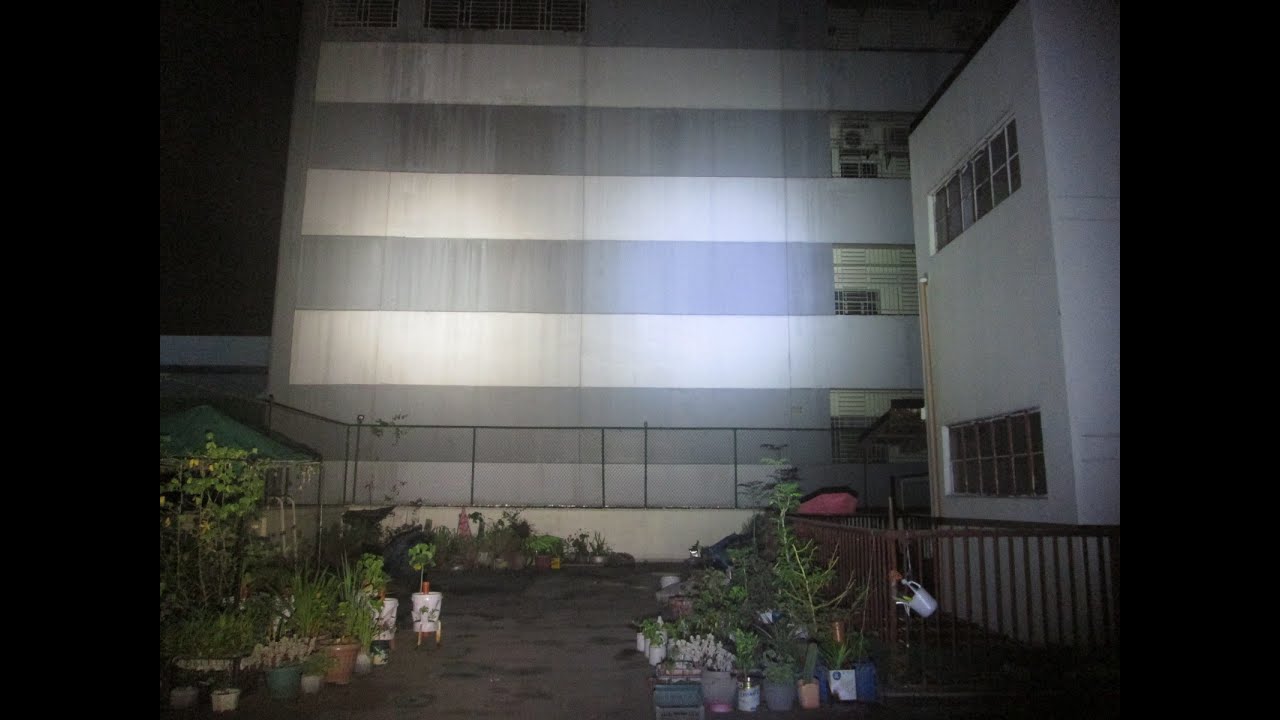 Convoy S11 (GT-FC40 4500k) vs Convoy S11( XHP50.2 6500k) beam compare