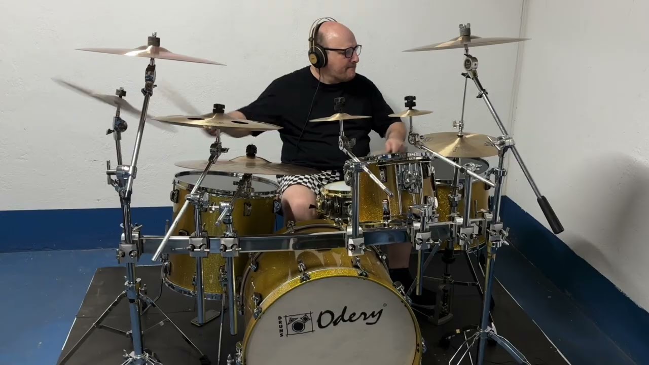 THE SISTERS OF MERCY - LUCRETIA MY REFLECTION - DRUM COVER