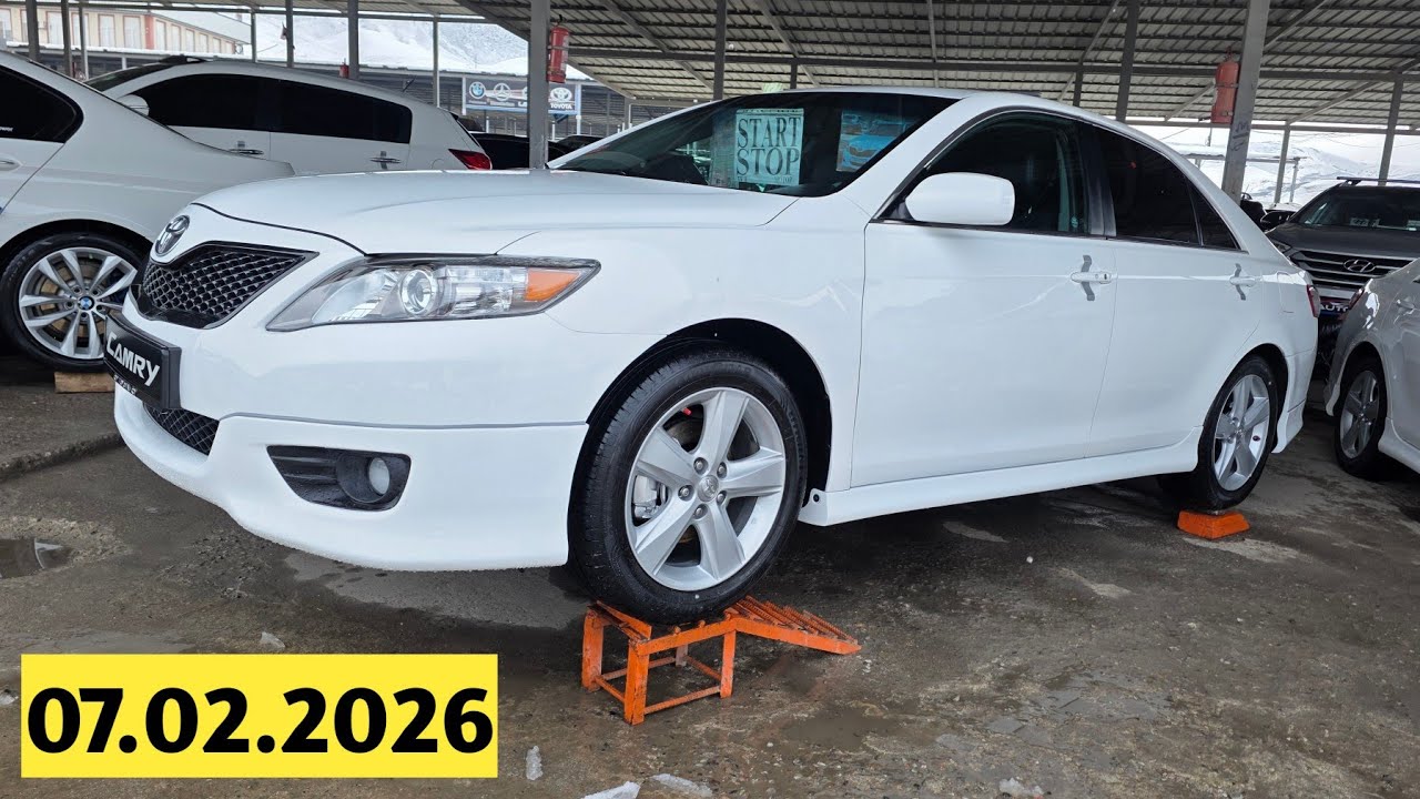 Мошинбозори Душанбе/// Toyota Camry, Mercedes C-Class 