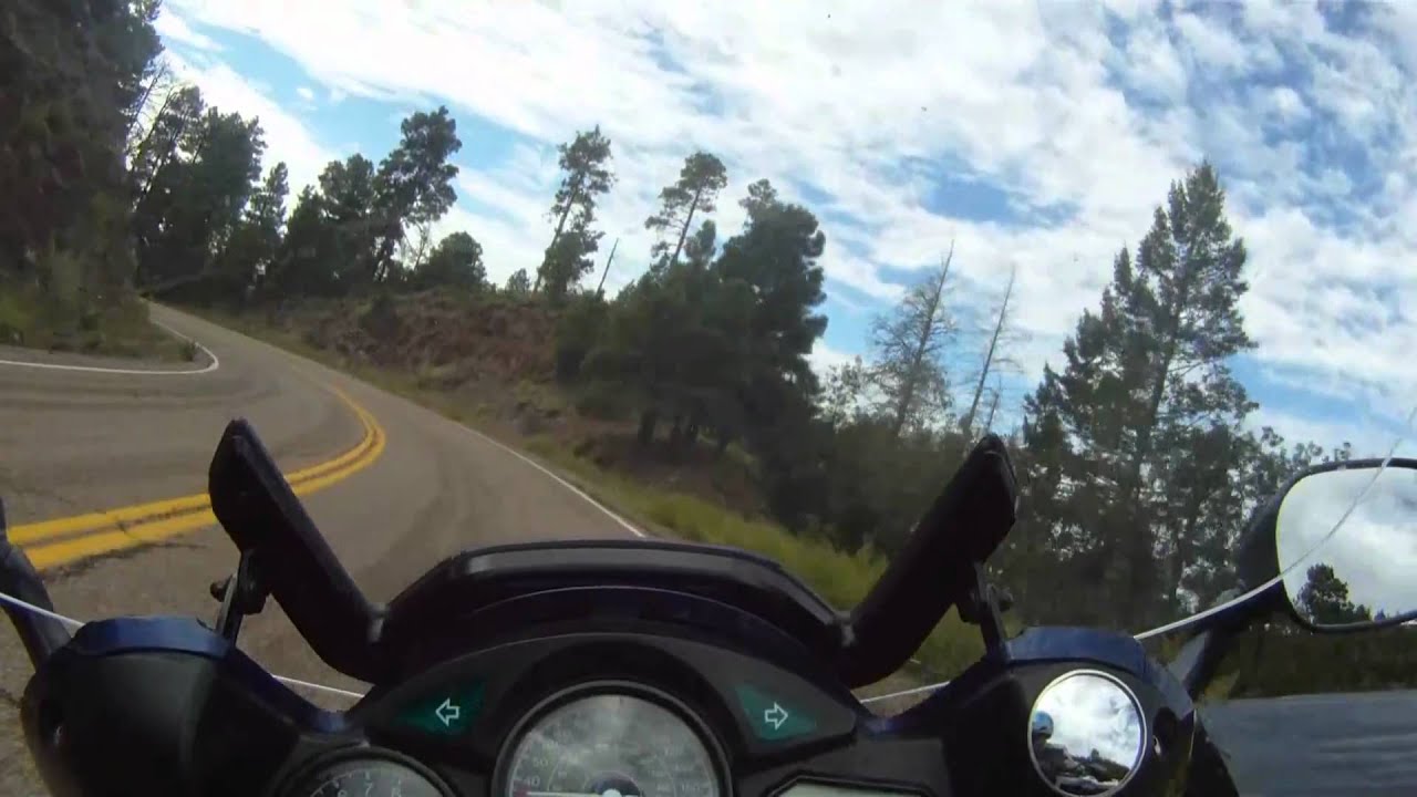 100907 part2 2010 HD Three Flags Classic motorcycle ride arizona hwy 191 blue sky first accident.wmv