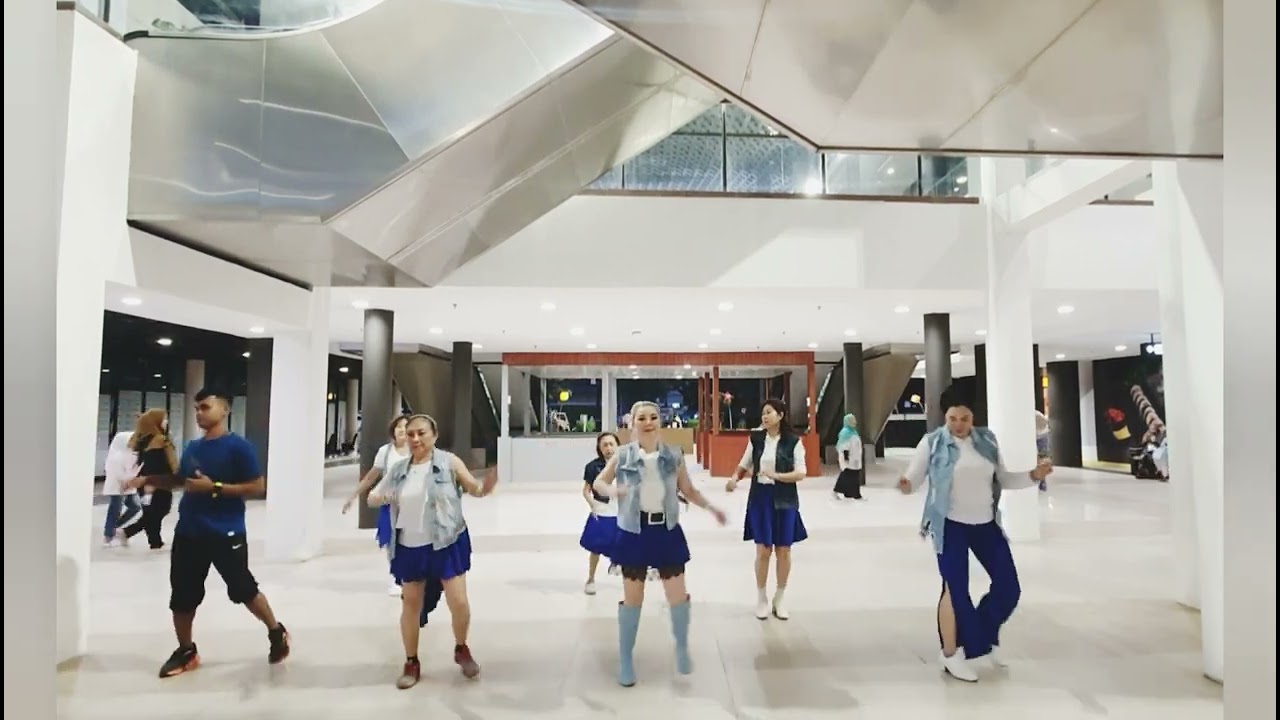 DANSA REGGAE, Line Dance, Choreo: Pat Mari (INA),Demo by Barbie Dance Wandy