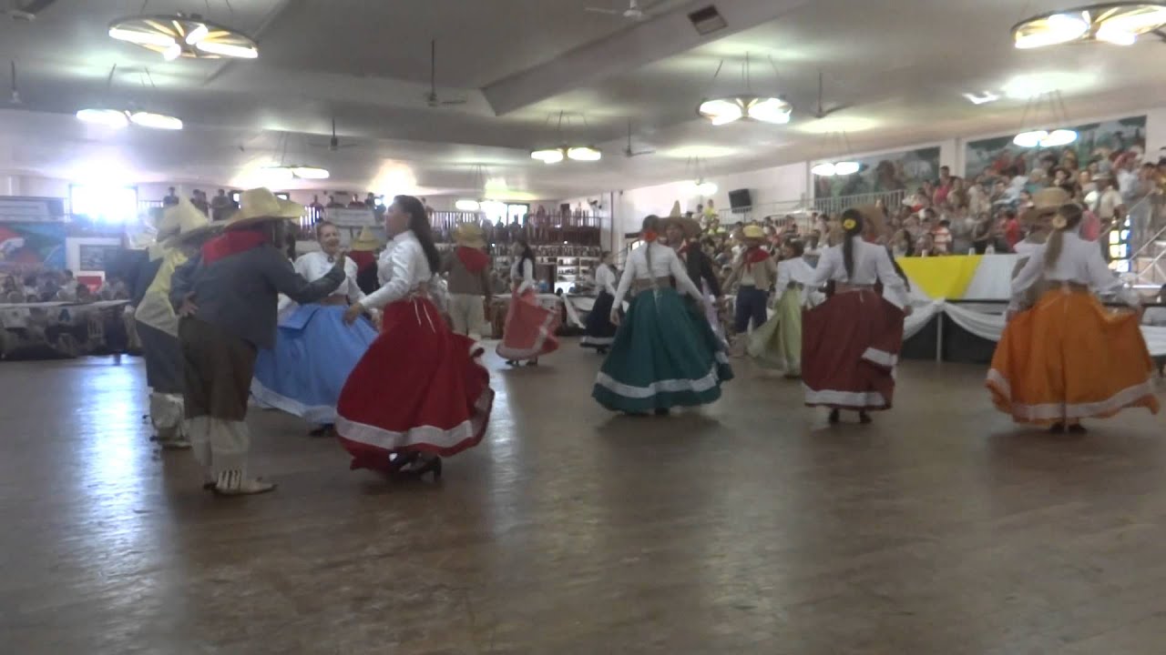 Campeã FEPART 2014 Invernada Adulta B CTG Recordando Os Pagos de Corbélia Pr