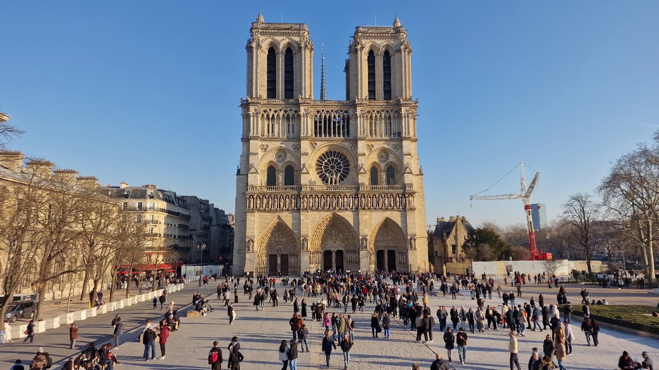 Cathédrale Notre-Dame de Paris,  reconstruction extérieur 3/2/25