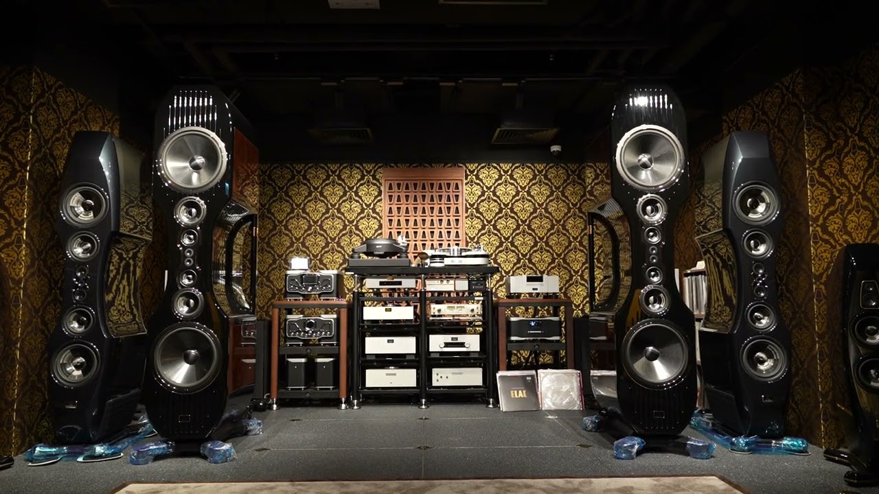 Hong Kong / Fung Ning Audio 豐寧音響 / Kharma Exquisite Extreme Grand, Goldmund Telos8800, WADAX / M.4