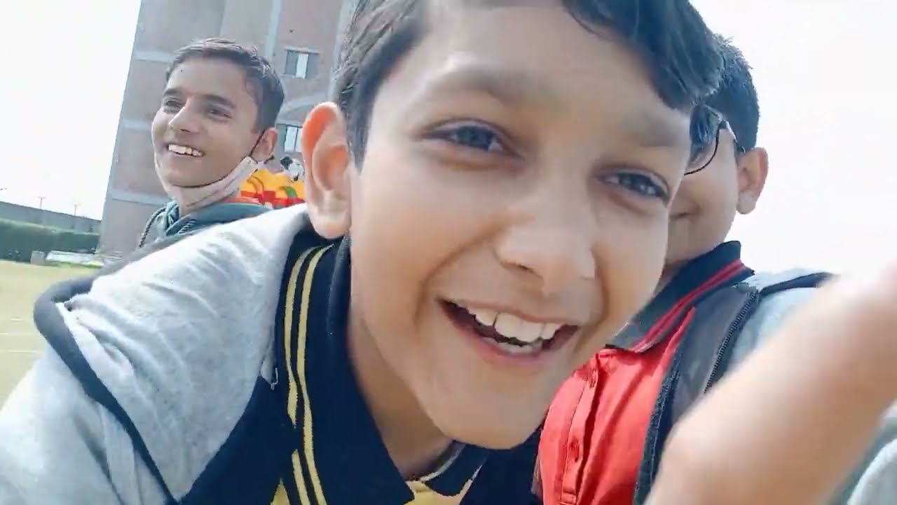 Full Masti With my Lovely Friends in our School Function ( Mahi Mahotsav, Carnival).