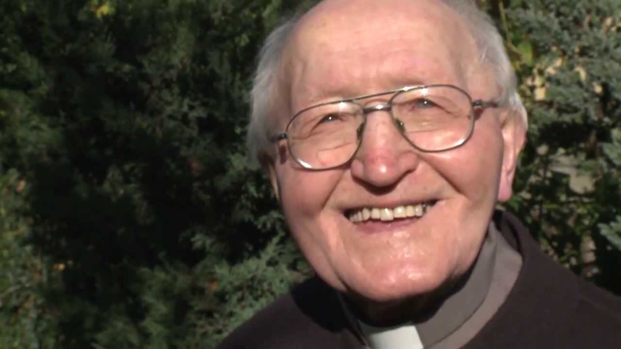 Ksiądz J&oacute;zef Strączek kapłan z Porąbki
