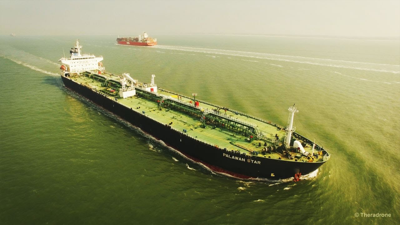 Phantom 3 - Tanker Palawan Star & Container ship OOCL Belgium Aerial View at Sea 4K