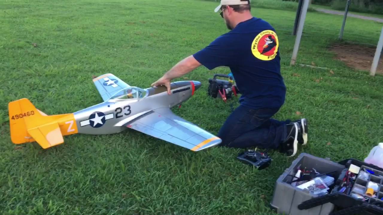 Hanger 9 P-51 size 60