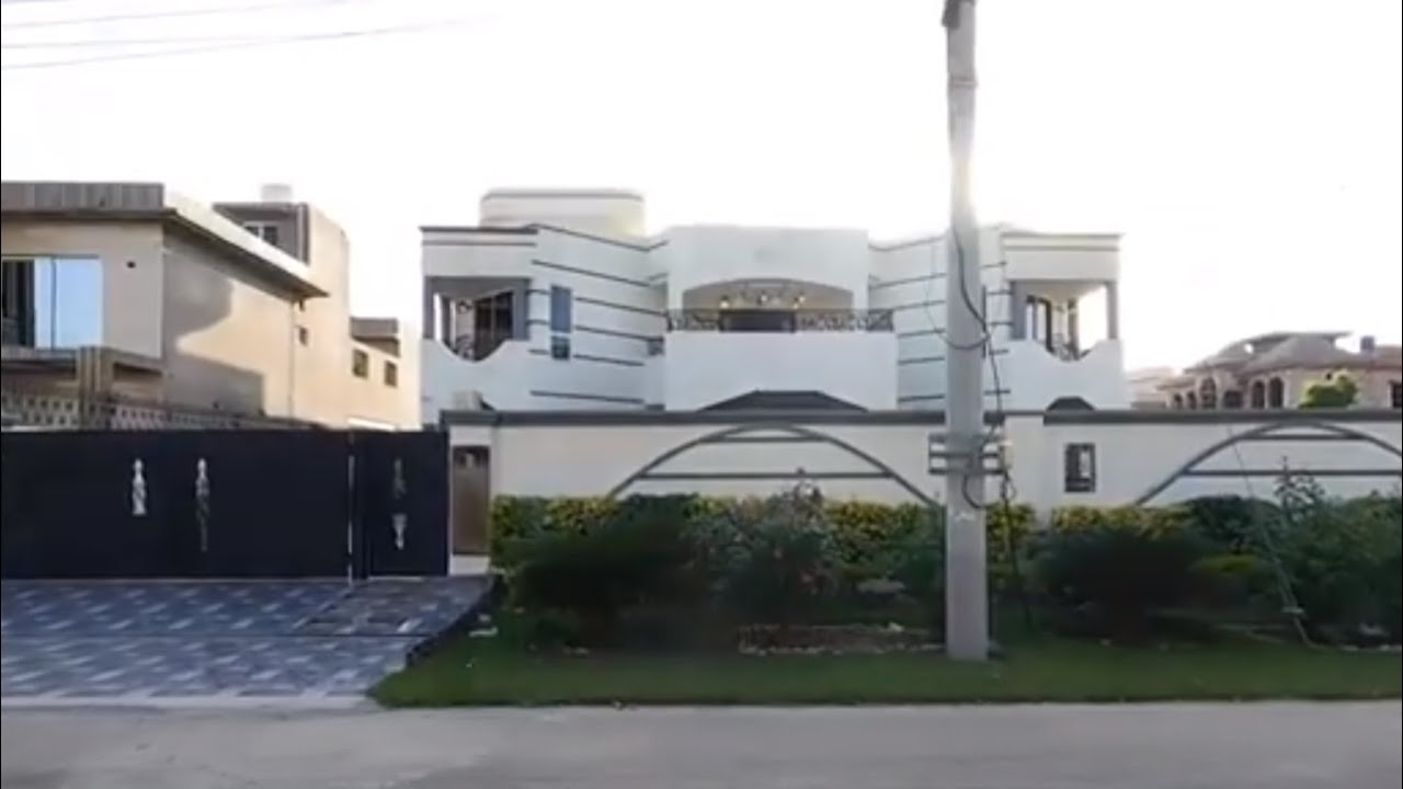 2 KANAL HOUSE FOR SALE IN BLOCK B CENTRAL PARK HOUSING SCHEME LAHORE