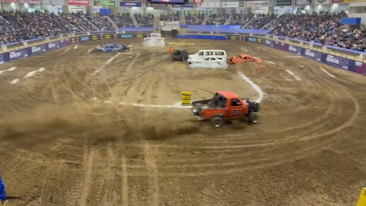 11/22/25 Saturday night national Western complex tire pops off ￼