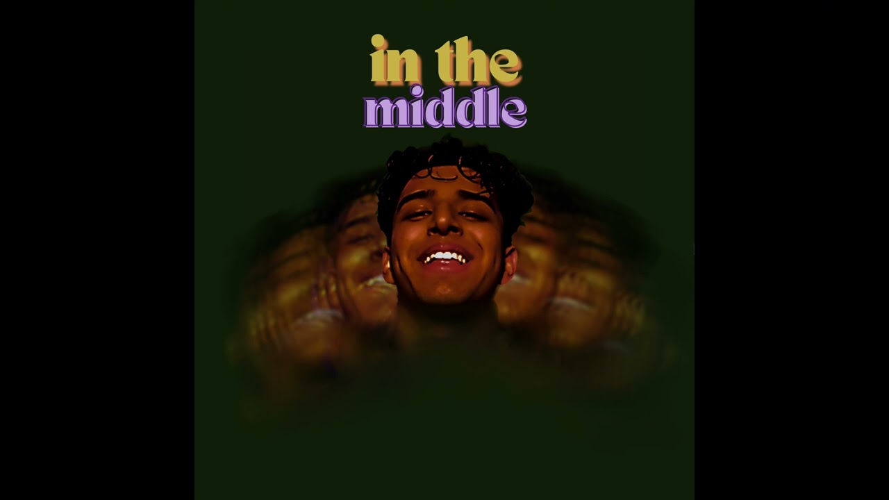 Kayllo - In The Middle