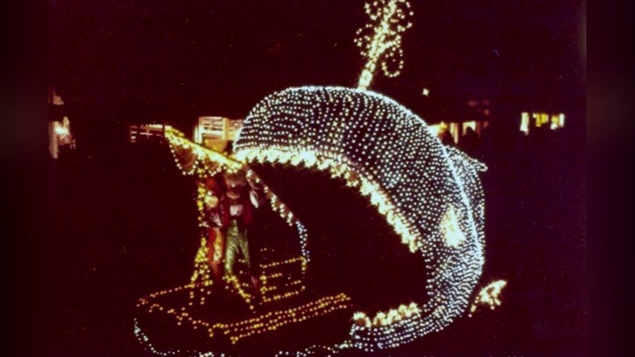 Main Street Electrical Parade Original Music Loop (Pinocchio Underwater) [10+ Minutes]