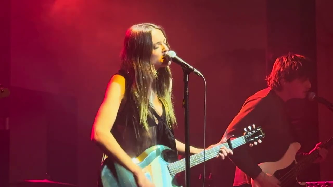 Charlotte Lawrence-Morning (failed intro) @ Bush Hall, 11th March 2026