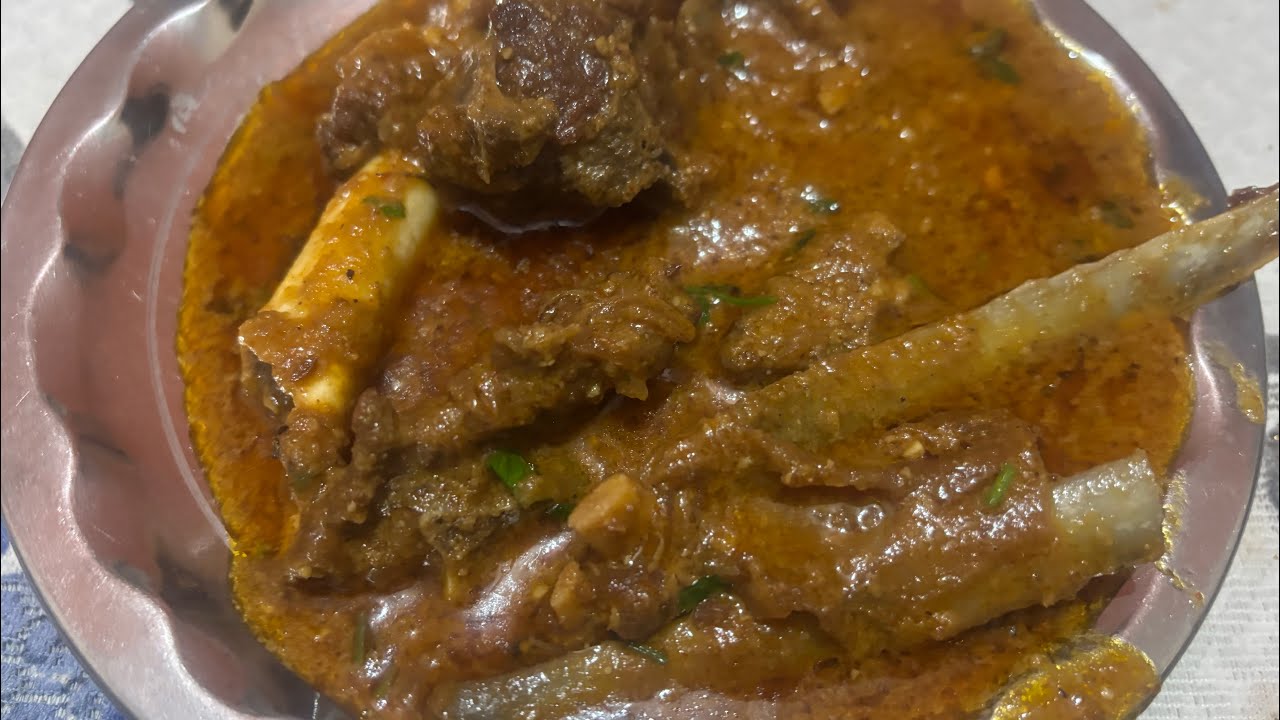 Ghr per bnaye dagi mutton korma or enjoy krey 