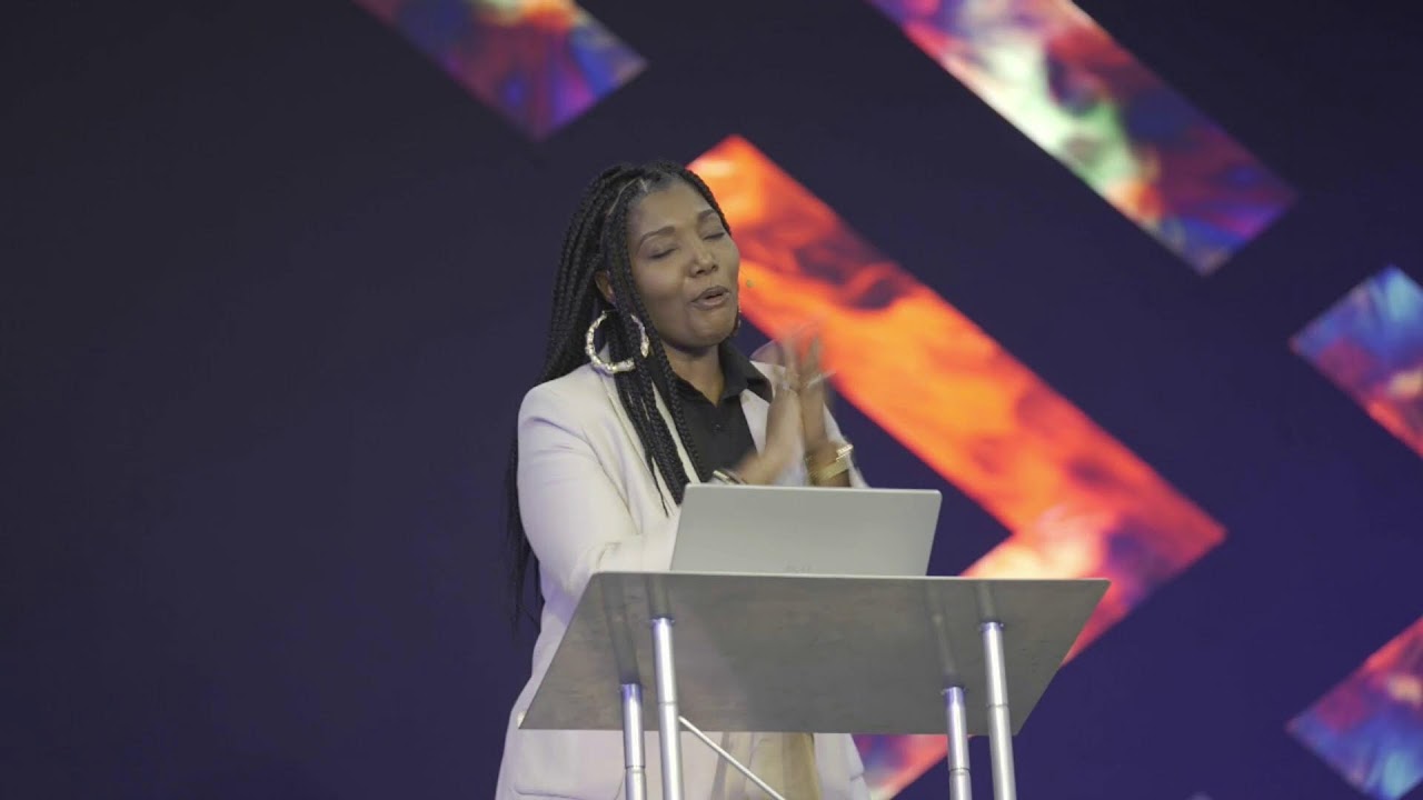 Sunday 11AM//Pastor Richelle Lorde//