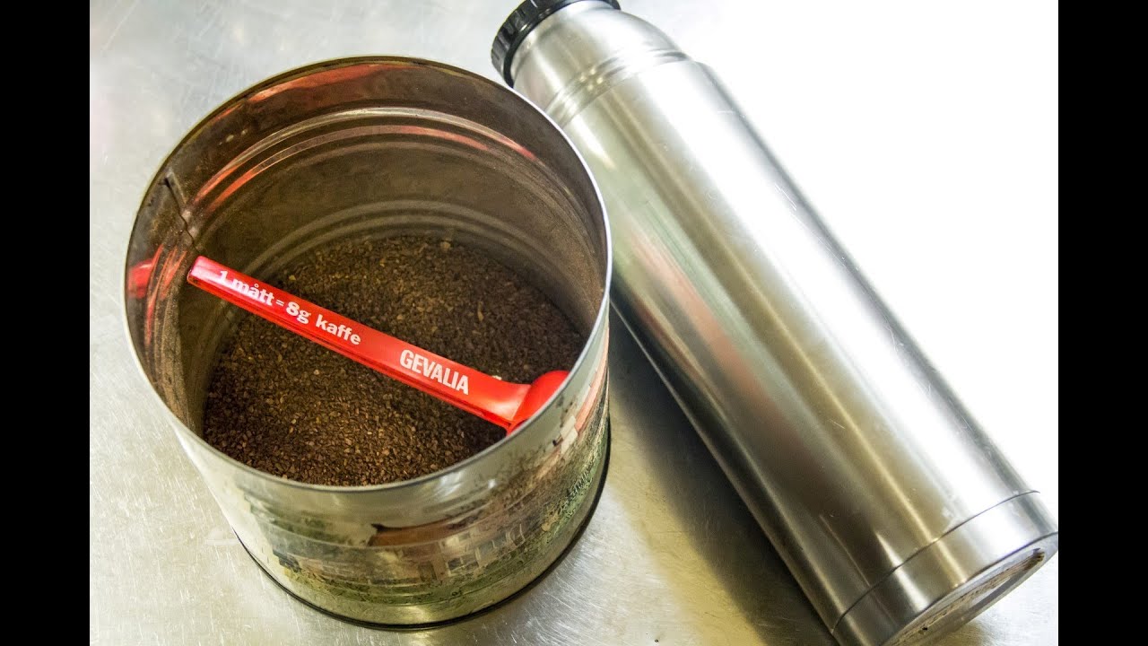 How to make Kokkaffe (Swedish boiled coffee)