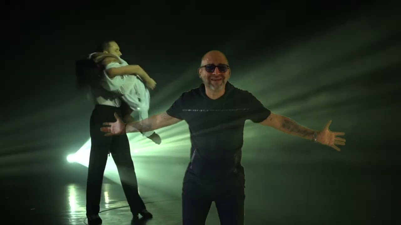 Me hace daño verte. Dancers Alex y Magdalena. Cover Nicolas Quintero.Fresto. Norwegian Sun Cruise.