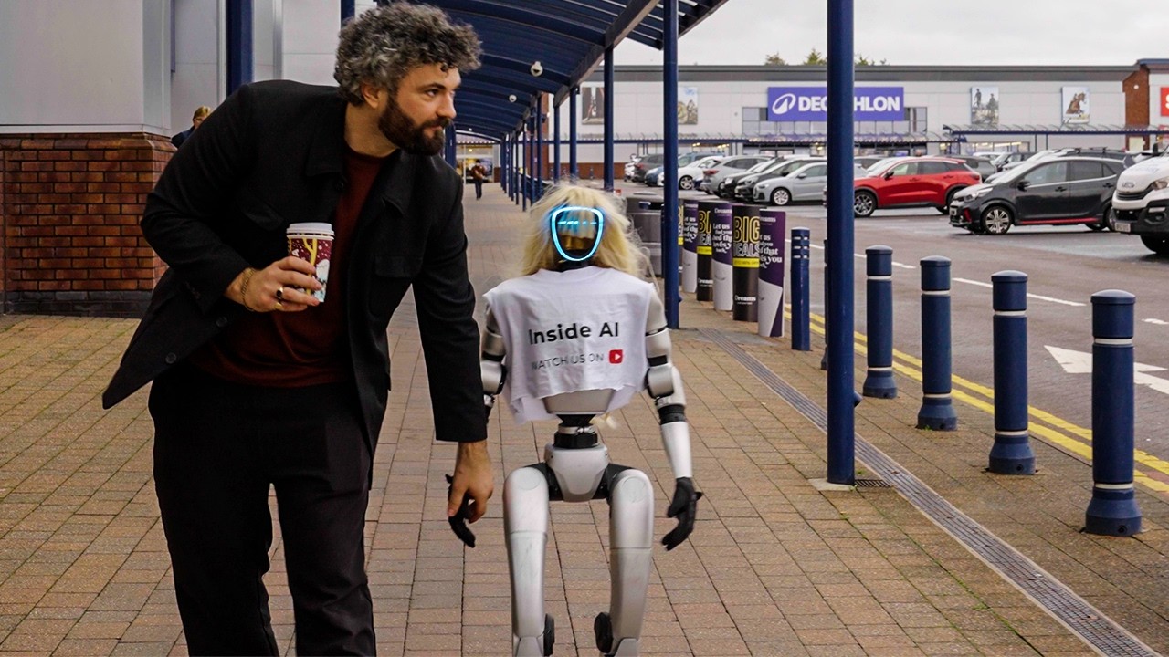 Humanoid robot runs like a spider, shows we're close to disaster
