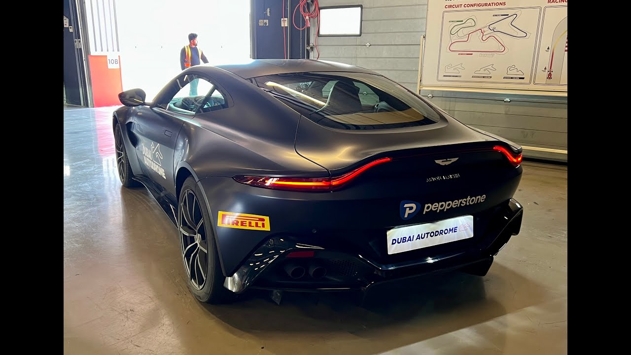 Aston Martin Vantage - Dubai Autodrome Track Experience
