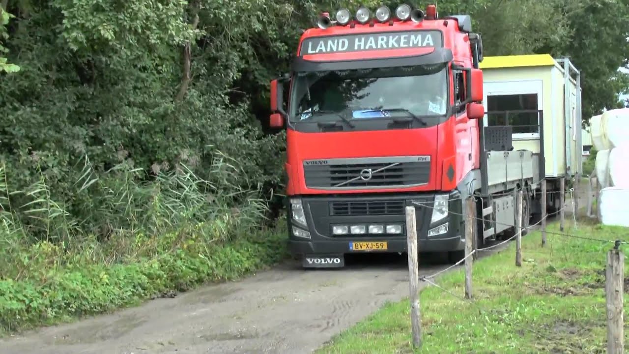 Laad- en loskraan afbraak en opruimen Decor Dunsjende Wiis Iepenloftspul De Harkema