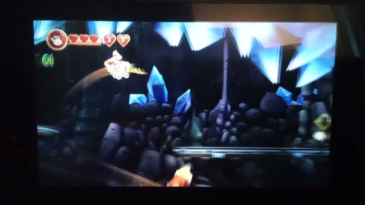 Let's Play Donkey Kong Country Returns HD (Nintendo Switch) Part 5: Evil Moles/Bats/1st Game Over.