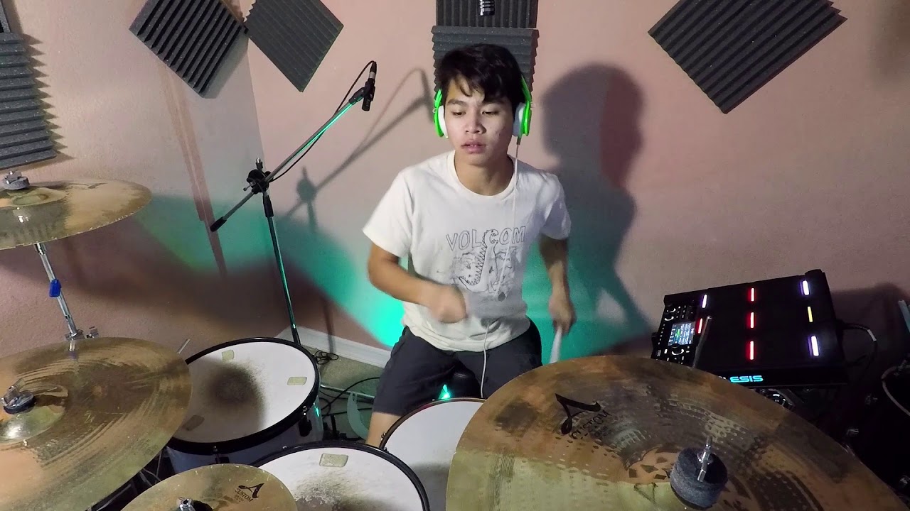 I got a new toy!! ALESIS STRIKE MULTIPAD