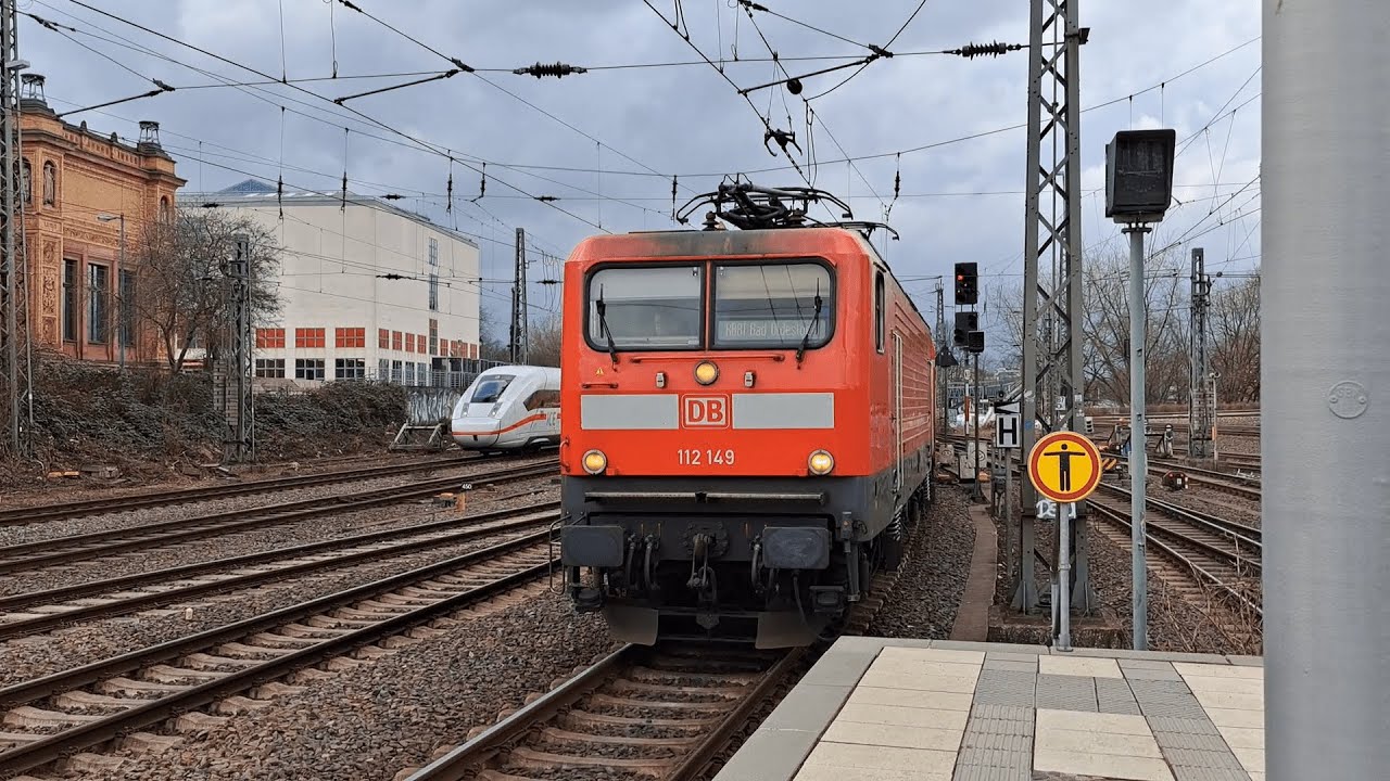 Züge in Hamburg Hbf (15/03/2024)