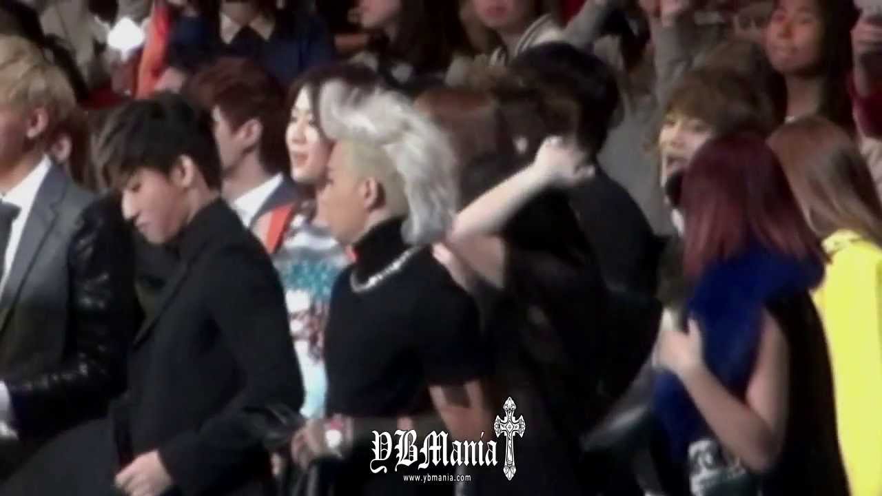 무대 아래에서 리듬 타는 태양 (M.A.M.A 2013 in HONGKONG) Fancam [HD]