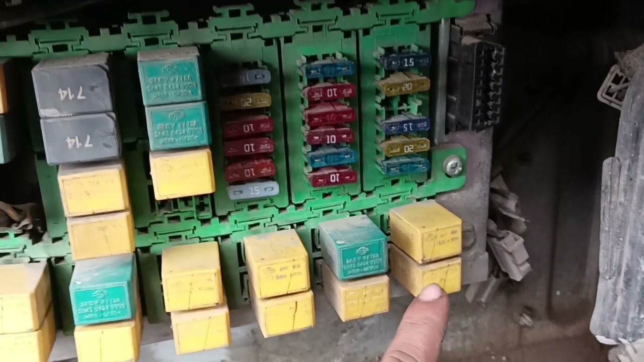 BS4 Fuse box kase pata lagai || BS4 Tata Relay kaise chak karen full details - Fuse box Diagram