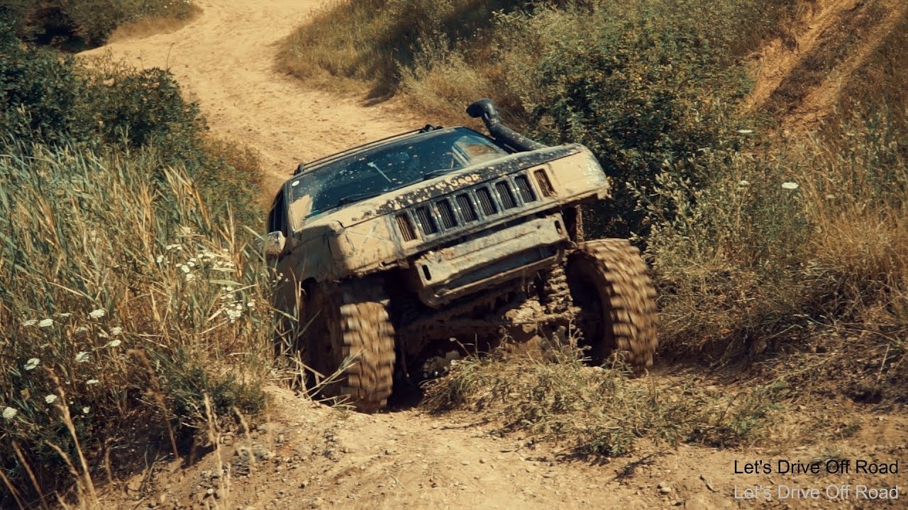 Jeep Grand Cherokee ZJ 5.2 V8 'The Monster' @ Saverne France