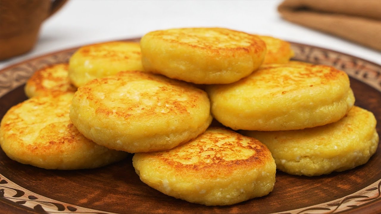 🥞🧀  Cheesy Russian Pancakes (healthy protein breakfast) 🇷🇺 From Russia with love