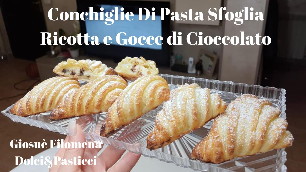 Conchiglie di Pasta Sfoglia Ricotta e Gocce di Cioccolato