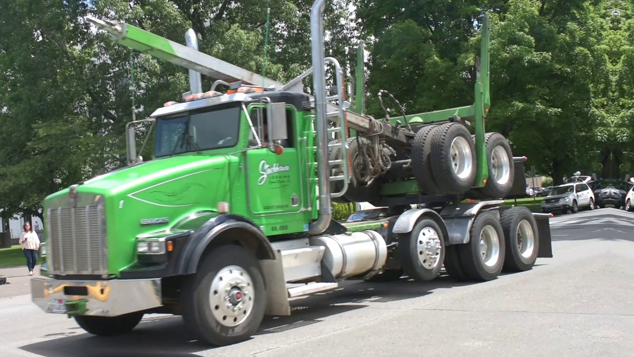Truck Convoy - Rally to Protest HB 2020 and 2017 - Oregon State Capitol