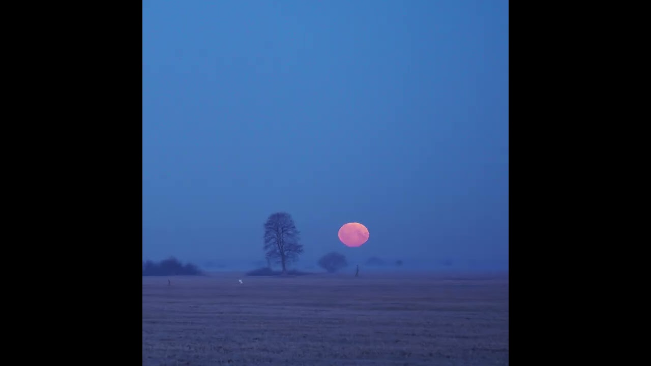 #Moonset. Zach&oacute;d księżyca w pełni. Aprill full moon #sony #pentax