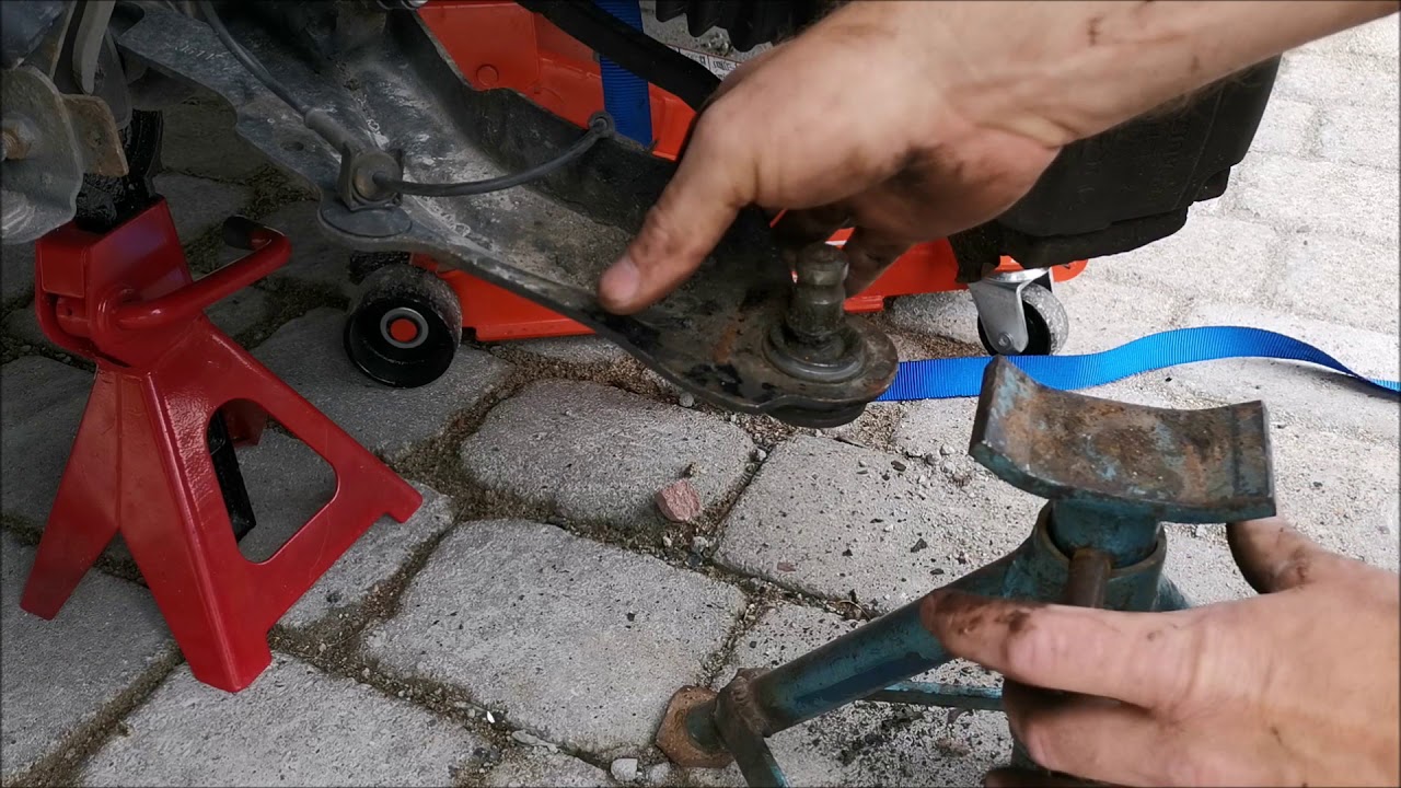 Заменить запрессованный шаровой шарнир Renault Scenic II