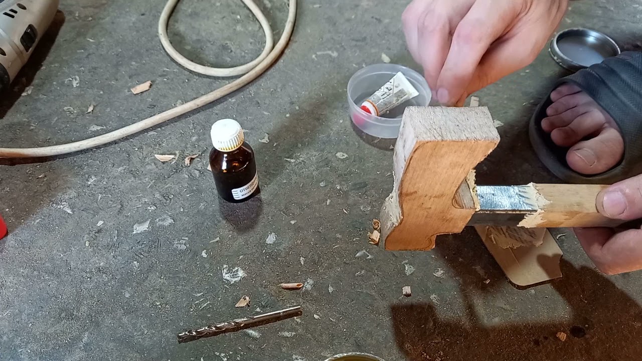 трость деревянный