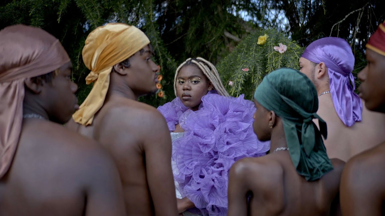 Beautiful sister - Oriana Ikomo