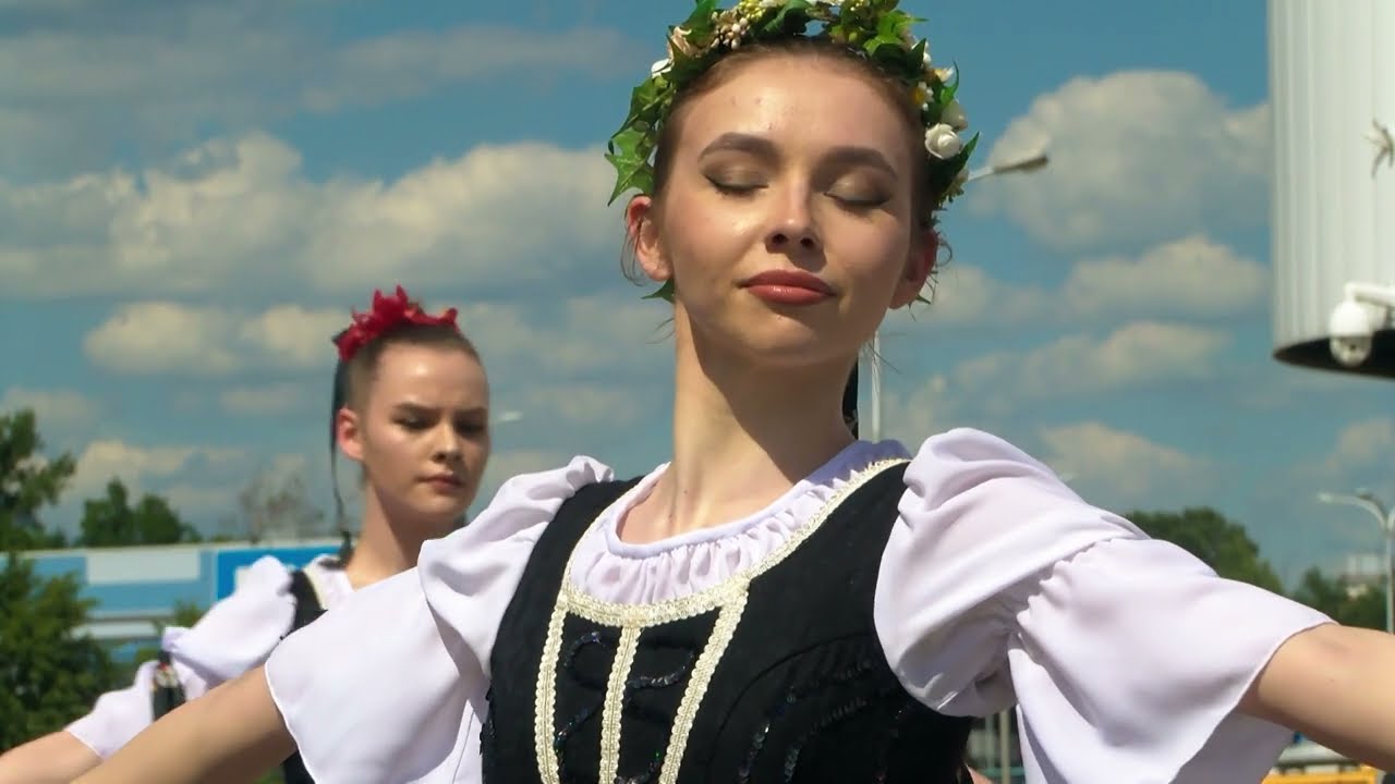 Wakacyjna plaża od. 2/2022 - występ zespołu baletowego 