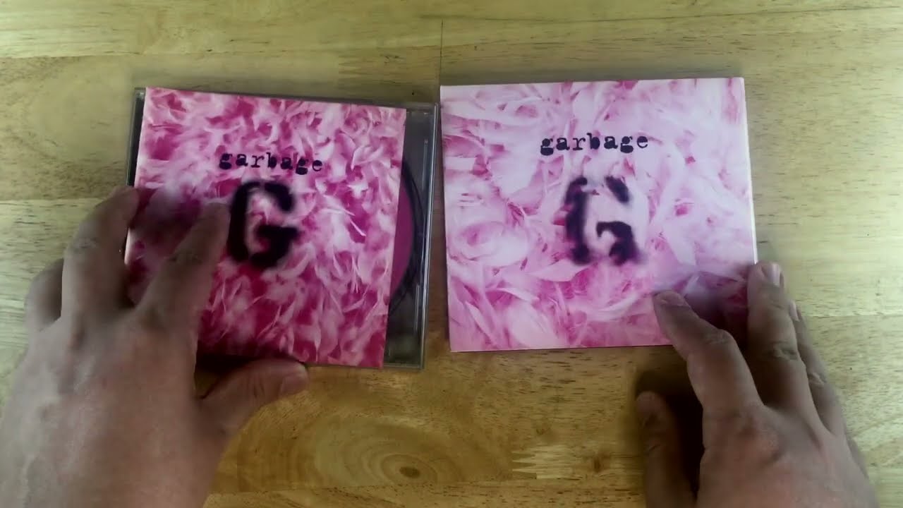 Распаковка/сравнение: CD Garbage (1995) &mdash; издание 1995 года и юбилейное делюкс-издание 2015 года ...